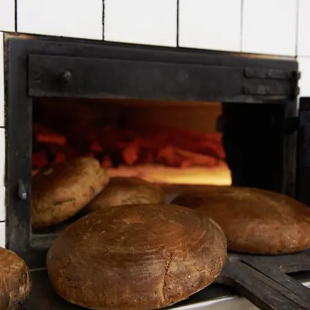 ضيافة إيرلاخميوهل 4*