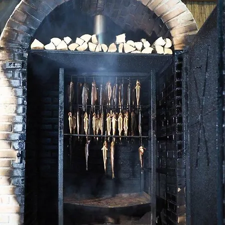 ضيافة إيرلاخميوهل 4* موندزي